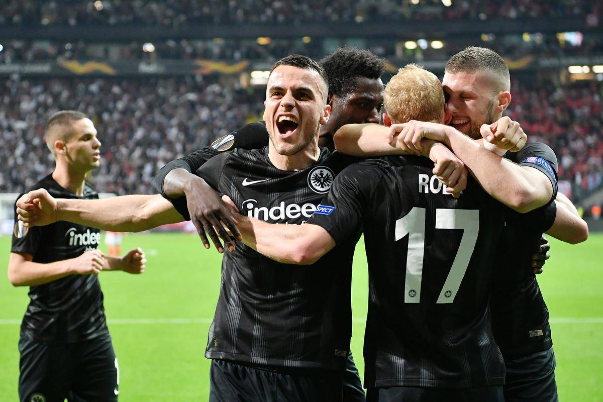 法兰克福展现出强大实力，雄心壮志争夺欧战资格的简单介绍