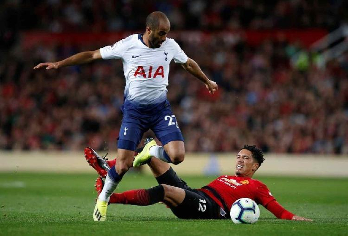 完败对手，球队教练就失利原因做出解释(完败对手,球队教练就失利原因做出解释的是)