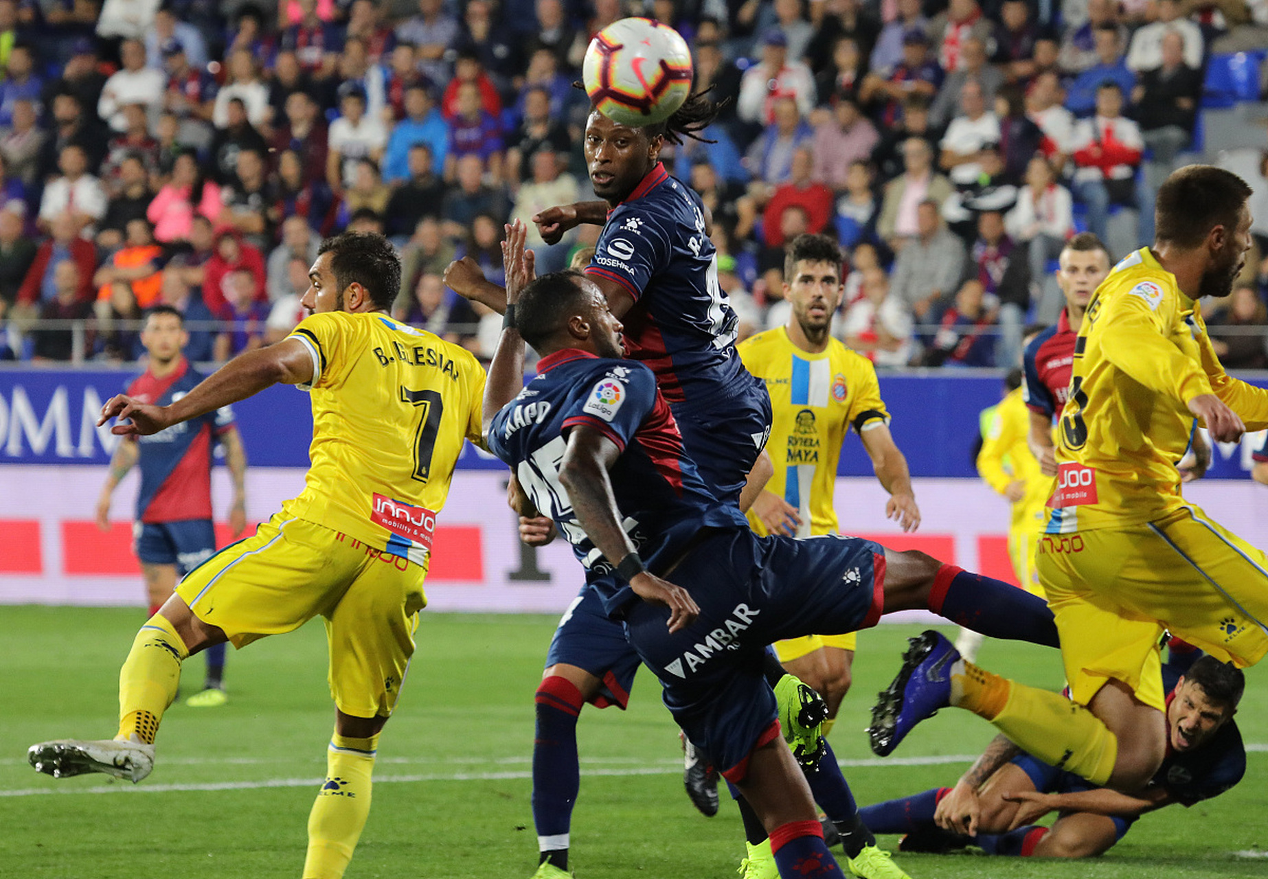 格拉纳达客场大胜，球队状态火热